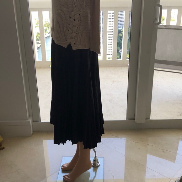 KAREN KANE MIDI BLACK BOTTOM PLEATED SKIRT - Picture 3 of 8